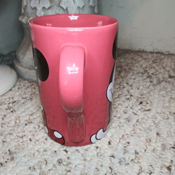 Disney Store Rosy Red Bashful Minnie Mouse Large Coffee Mug - Picture 2 of 7